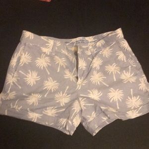 Gap palm tree print shorts